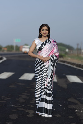 Margi Designers Printed Daily Wear Satin Saree(Pink)