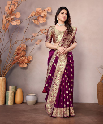 WearEZee Printed Banarasi Jacquard, Pure Silk Saree(Multicolor)
