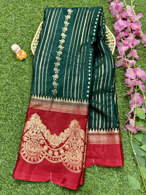 RegalDrapes Printed Mysore Crepe Saree(Dark Green)