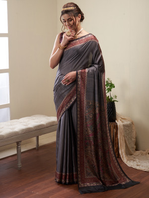 Sareemall Digital Print Banarasi Silk Blend Saree(Grey)