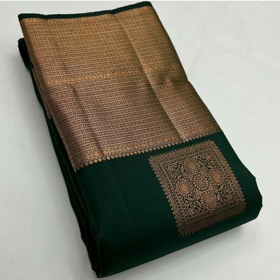 TRINITI FAB Printed Kanjivaram Jacquard Saree(Green)