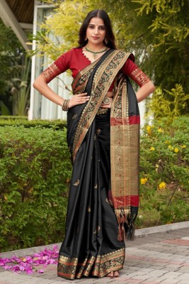 Divastri Woven Banarasi Cotton Silk, Art Silk Saree(Black)