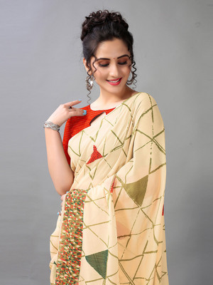 Fourleaf Geometric Print Bollywood Georgette Saree(Cream)