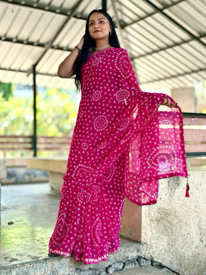 S.R.TEXTILES Self Design Bollywood Georgette Saree(Multicolor)