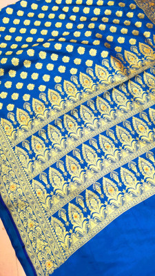 HouseOfCommon Woven Banarasi Handloom Silk Blend Saree(Light Blue)