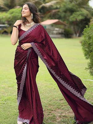 Tasrika Embellished Bollywood Satin Saree(Red)