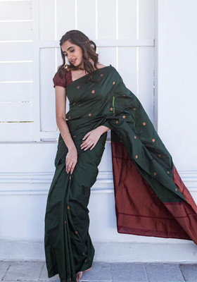 het designer studio Self Design, Paisley, Digital Print, Blocked Printed, Woven, Graphic Print, Checkered Banarasi Jacquard, Art Silk Saree(Green)