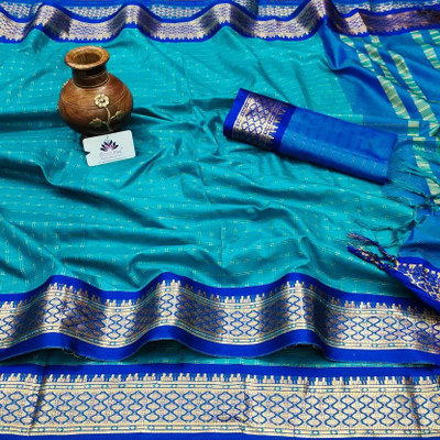 JbWorld Checkered, Woven, Embroidered Gadwal Cotton Silk, Pure Silk Saree(Light Blue, Blue)
