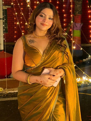 Bieth Self Design Bollywood Chiffon, Tissue Saree(Gold)