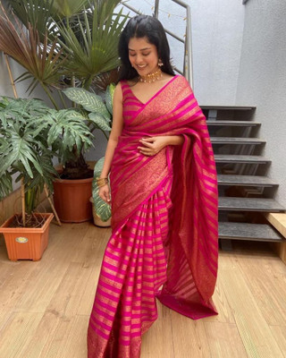 Bhakti Creative Self Design Banarasi Silk Blend Saree(Pink)