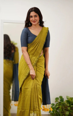 SMRITI HANDLOOM Solid/Plain Handloom Handloom Pure Cotton Saree(Yellow, Grey)