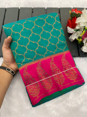 MOON VOGUE Self Design Banarasi Silk Blend Saree(Dark Green)
