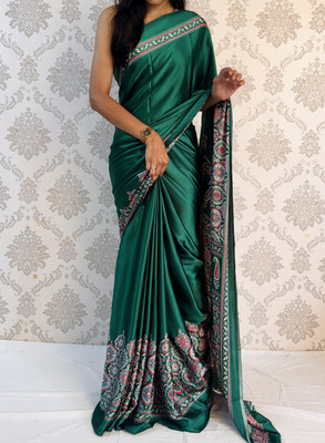 SILKSHOW Printed, Paisley Bollywood Satin Saree(Dark Green)