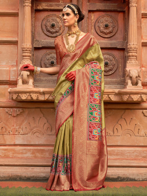 Sareemall Self Design Patola Silk Blend Saree(Light Green)
