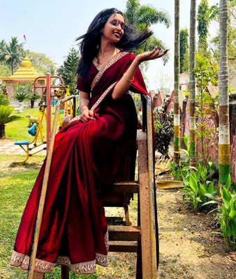 Celeb Styles Embroidered, Embellished Bollywood Silk Blend Saree(Maroon, Gold)