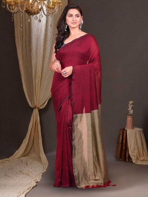 BRYNBRIT Self Design, Temple Border Handloom Cotton Blend Saree(Red)