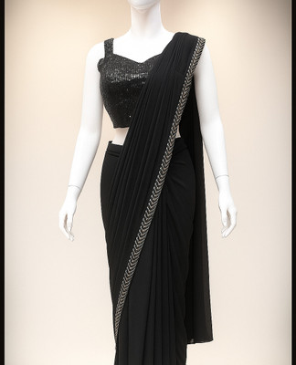 Trendzy Applique, Self Design Bollywood Mulmul Saree(Black)