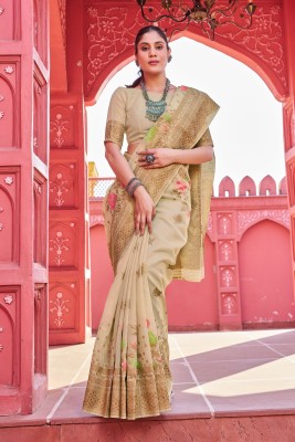 Tasrika Woven Kanjivaram Silk Blend Saree(Cream)