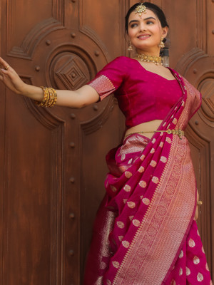 COSBILA FASHION Woven Banarasi Silk Blend Saree(Pink)