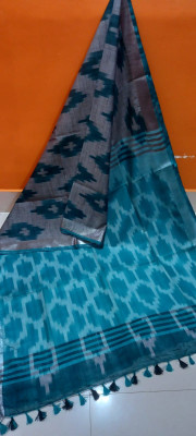 Diksha shree saree Self Design Ikkat Cotton Blend Saree(Multicolor)