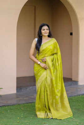 Bansari Textiles Woven Banarasi Silk Blend Saree(Light Green)