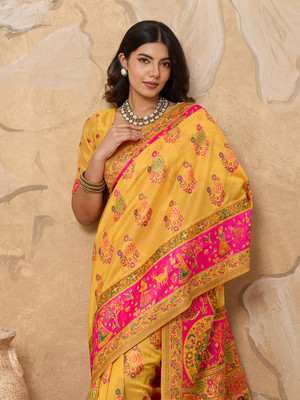 Tasrika Woven Handloom Silk Blend Saree(Yellow)
