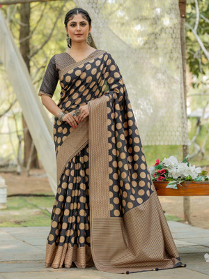 Divastri Printed Hand Batik Silk Blend Saree(Black)