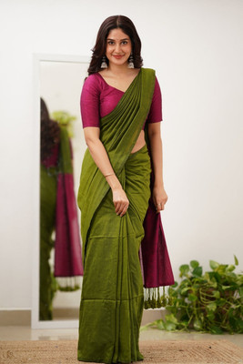 TWRIL Solid/Plain Handloom Pure Cotton Saree(Light Green)