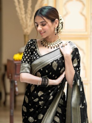 GANGASATI CREATION Woven Banarasi Jacquard Saree(Black)