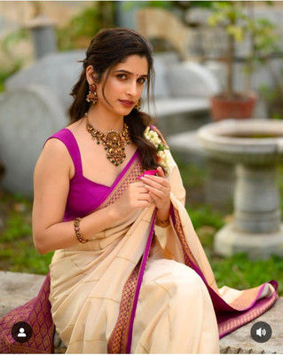 PHEASANT Printed Bollywood Silk Blend Saree(White)