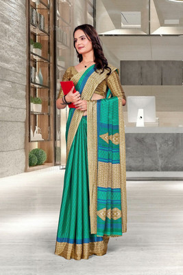 Feminista Printed, Solid/Plain Daily Wear Crepe Saree(Green)