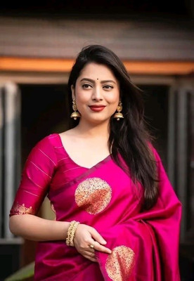 HouseOfCommon Self Design Banarasi Art Silk Saree(Pink)