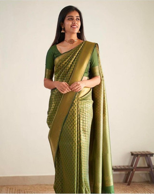 Flosive Striped Banarasi Pure Silk Saree(Green)
