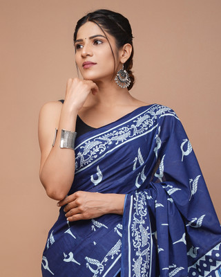 AARTI FASHION Blocked Printed Ikkat Cotton Blend Saree(Multicolor)