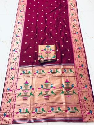 Tasrika Woven Kanjivaram Silk Blend Saree(Maroon)