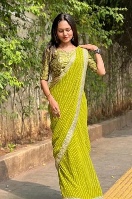 VastrraVeda Striped Bandhani Georgette Saree(Green)