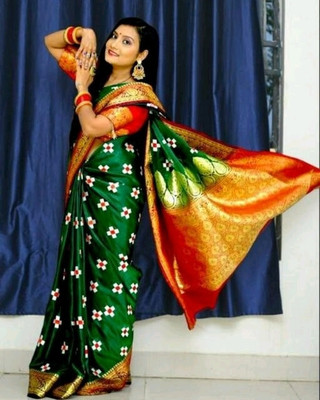 HouseOfCommon Woven Kanjivaram Art Silk Saree(Dark Green)