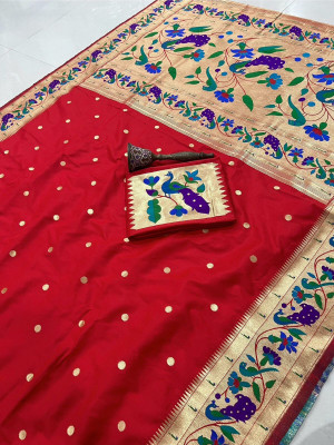 HouseOfCommon Woven Paithani Cotton Silk Saree(Red)