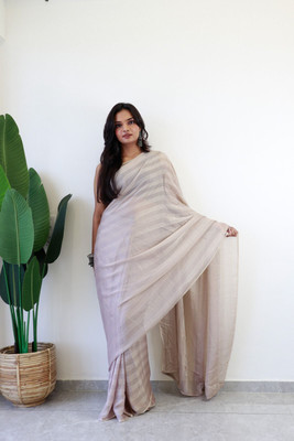 JJcreationn Solid/Plain, Striped, Self Design Bhagalpuri Georgette Saree(Gold)