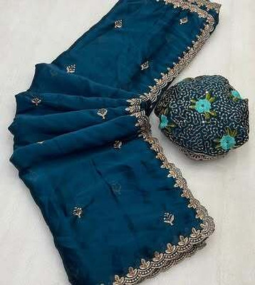 RUPAL CREATION Embroidered Gadwal Silk Blend Saree(Dark Green)