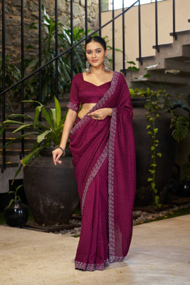 Sanjana Silks Embellished Bollywood Silk Blend Saree(Magenta, Silver)
