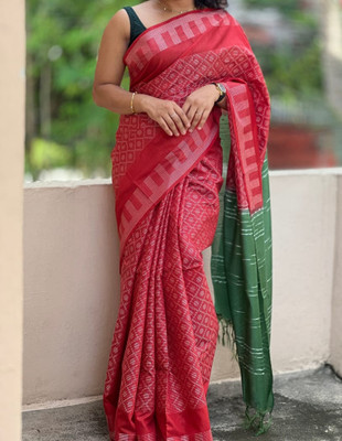 Zafreen Handloom Dyed, Woven Bhagalpuri Cotton Silk Saree(Red, Green)
