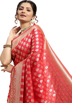 Akhilam Embroidered Dharmavaram Silk Blend Saree(Red, Pink)