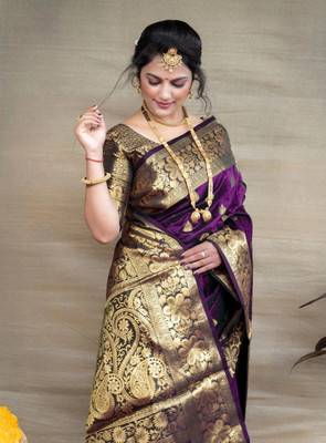 Omsaiarts Woven Kasavu Silk Blend Saree(Purple, Gold)
