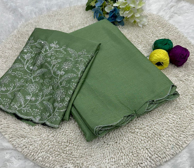 Apnisha Solid/Plain Bollywood Chiffon Saree(Light Green)