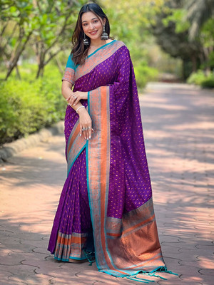 Nayanthara Trends Woven Paithani Silk Blend Saree(Purple)