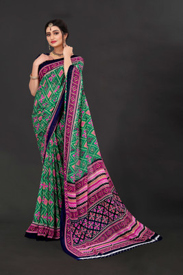 JS Clothing Mart Printed Banarasi Georgette Saree(Green)