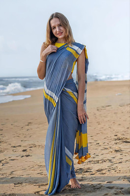 Anjaneya Sarees Printed Bollywood Linen Saree(Blue)