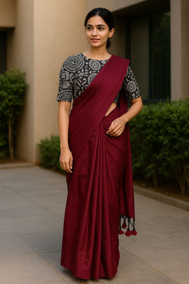 TARAMAACREATION Solid/Plain Kalamkari Handloom Pure Cotton Saree(Maroon)