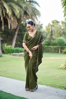 AAINA CREATION Embellished Bollywood Silk Blend Saree(Light Green)